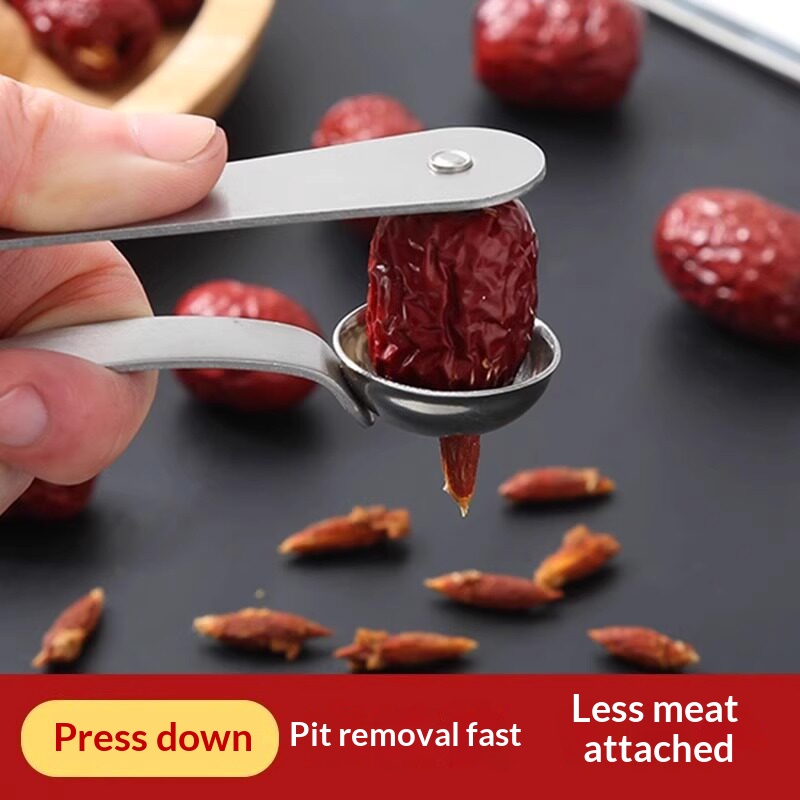 Kitchen Gadgets & Toys - ที่คว้านเมล็ดพุทราสแตนเลส เครื่องมือเอาเมล็ดผลไม้แบบใช้มือ เครื่องคว้านเมล็ดอินทผลัมแบบพกพา อุปกรณ์ครัวในครัวเรือน